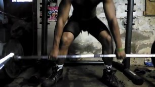Deadlifts from the front