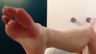 Shaving Legs and Showing off my Pussy Lips and Feet